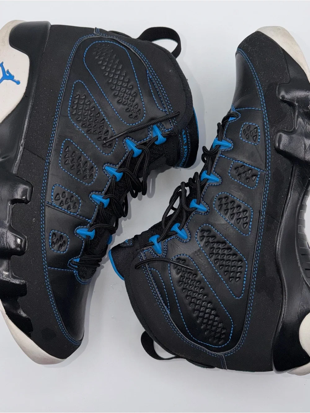 Air Jordan 9 Retro Size 12 Black-White-Photo Blue Used 302370-007